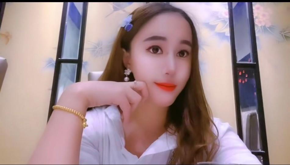 年轻妹子一千多字真实评测 第2张