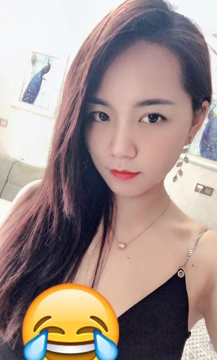 性感丰满又会调情的小姐姐 第3张