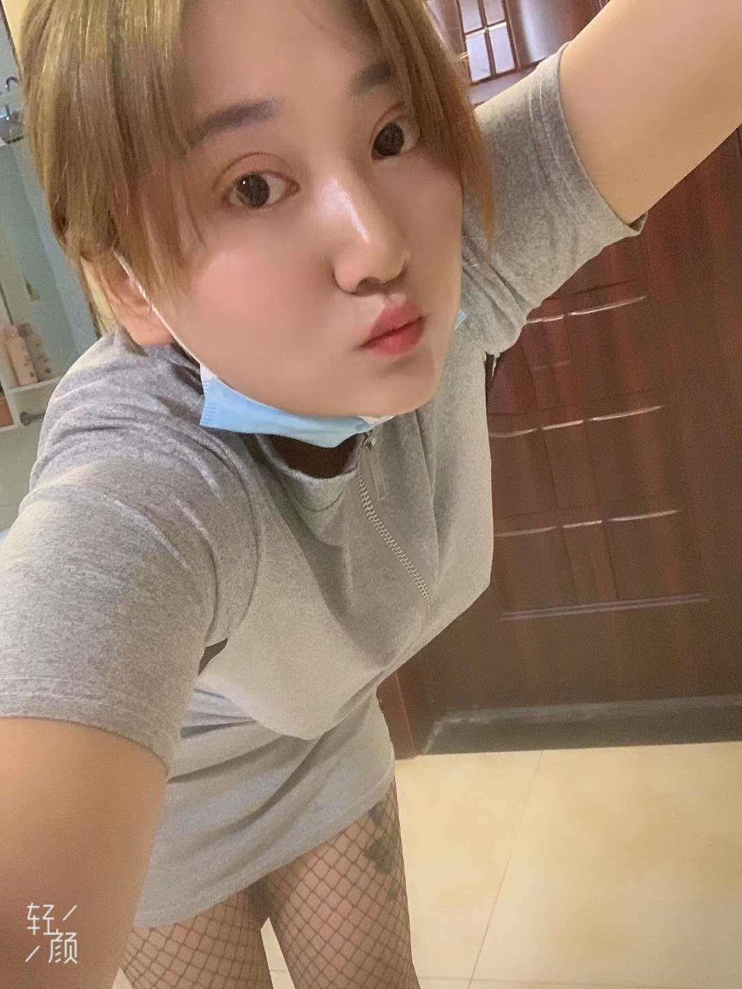 南门外围墙巷阳阳 第1张