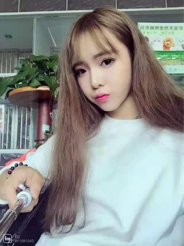 个人兼职露露,自聊自做真人真照,楚楚动人,激吻肉搏... 第1张